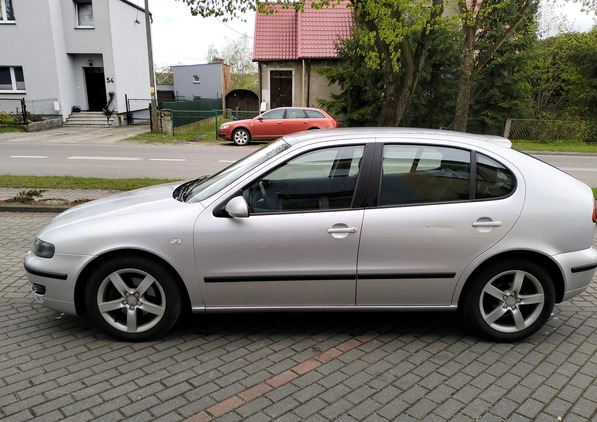 Seat Leon cena 7500 przebieg: 250000, rok produkcji 2004 z Chojnice małe 22